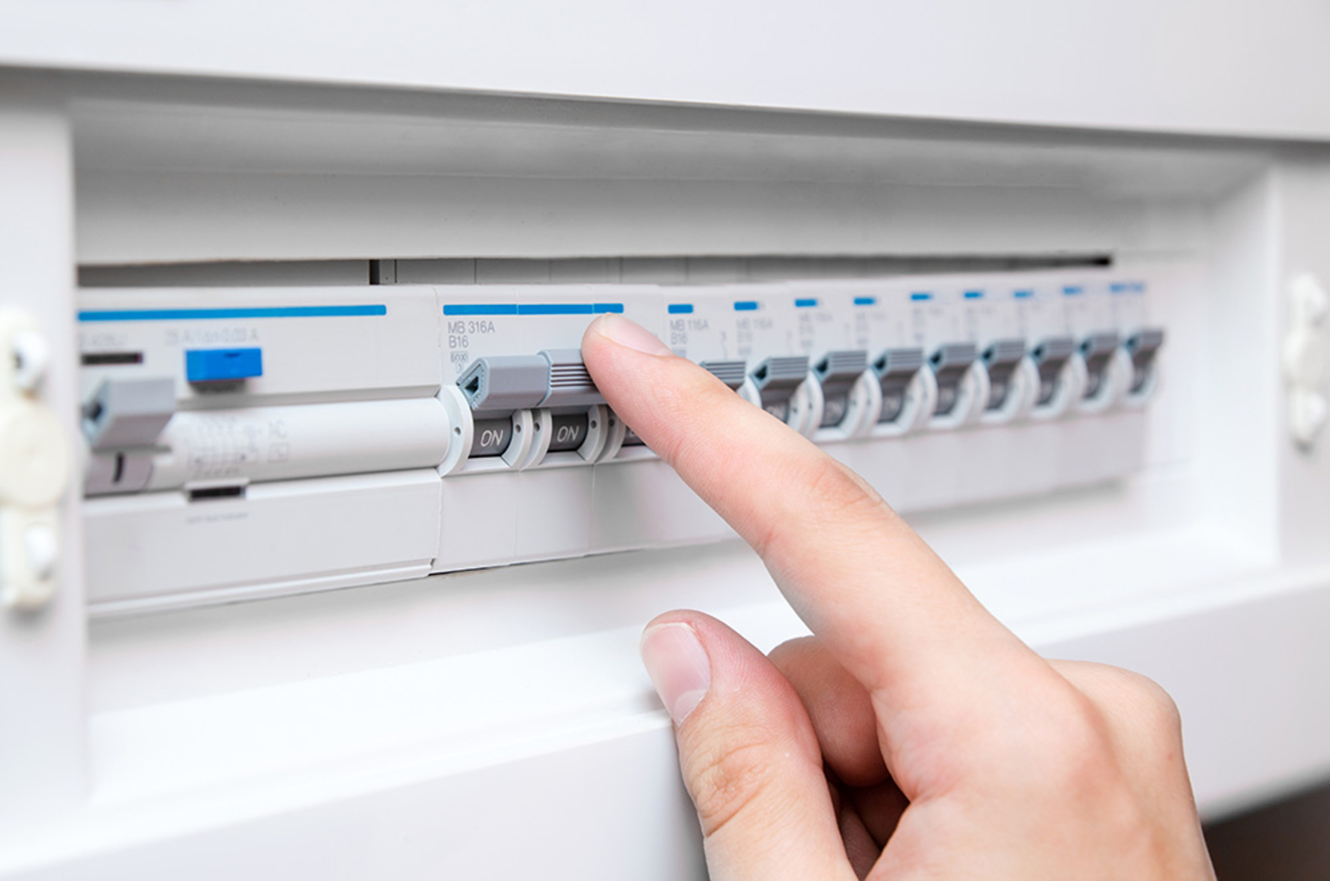 Schalt&shy;schrank&shy;bau bei Elektro Koudele in Wald-Michelbach